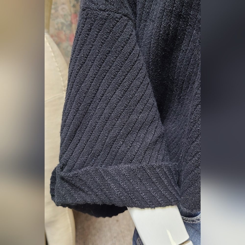 Free People sweater - Picture 6 of 8